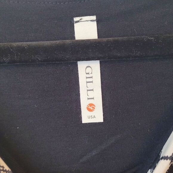 Gilli Black and White Geometric Patterned Dress - Picture 3 of 6